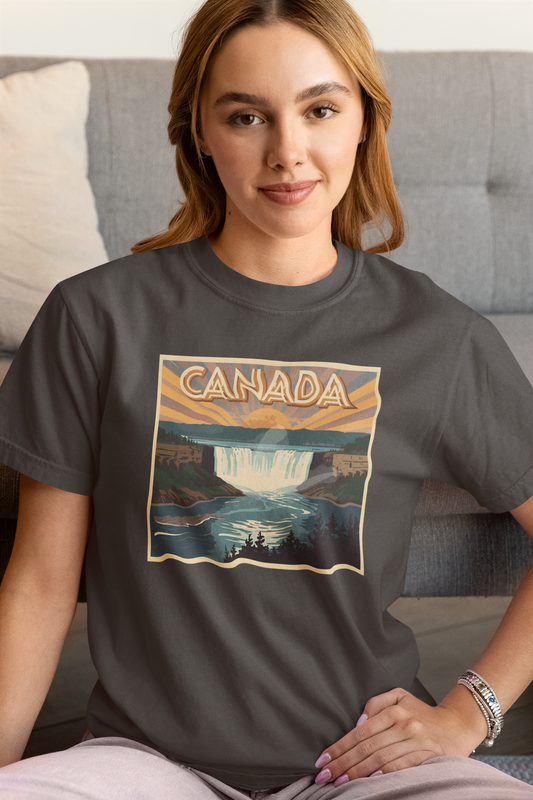 Canada Vintage Travel T-Shirt — Retro Niagara Falls Scenic Tee